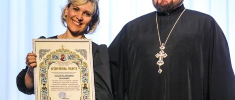 лагочинный Светлогорского округа поздравил хоровое отделение Светлогорской детской школы искусств с 35-летием